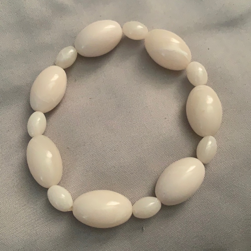 New Acrylic Moonstone Bracelet